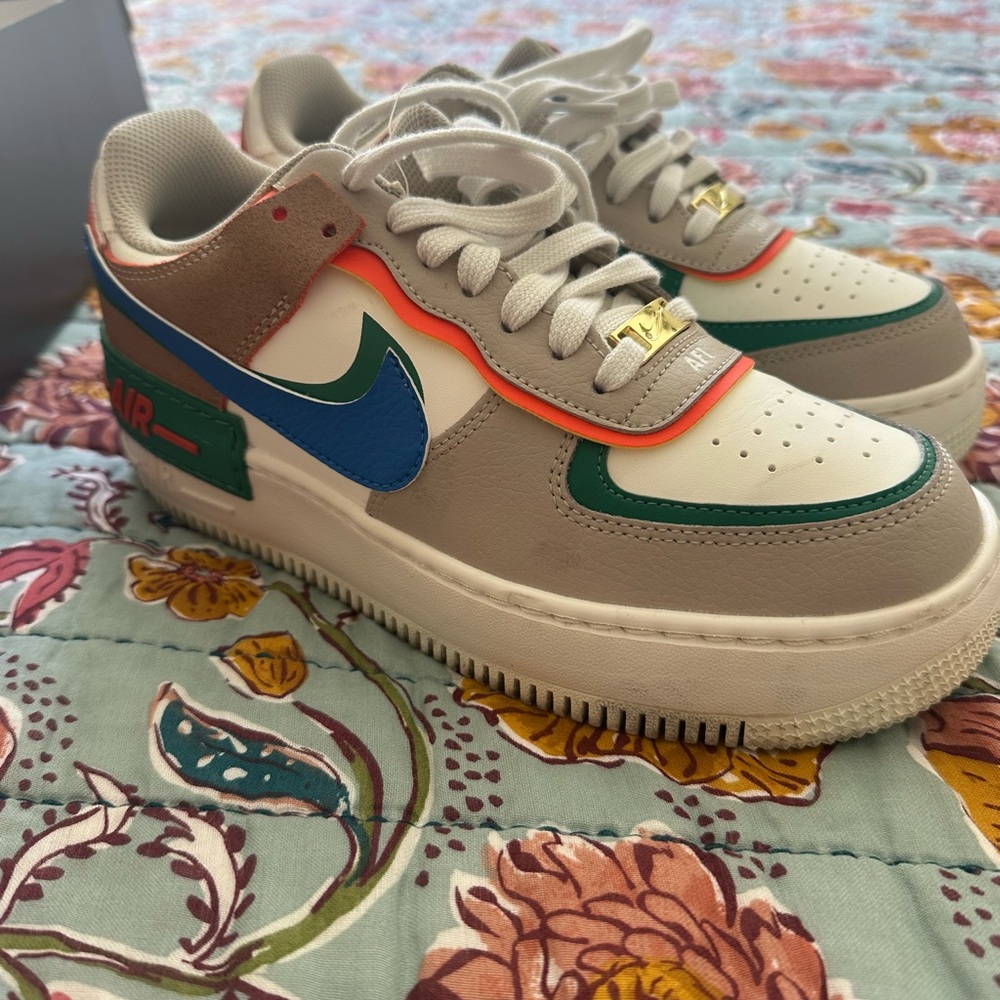 Nike women’s AF1 Shadow - Picture 5 of 8